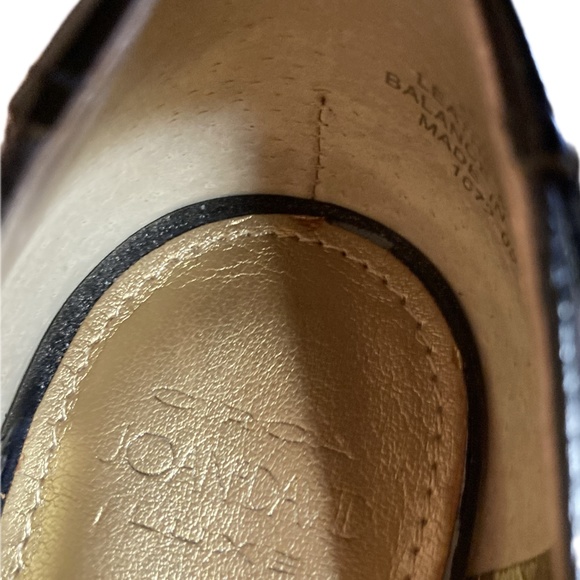 Circa Joan & David Luxe Snakeskin Embossed Black Leather Heel - Picture 5 of 10